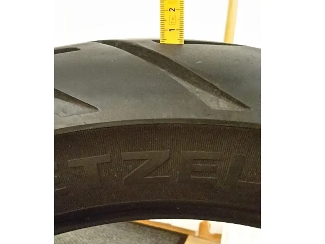 Billede 1 - Metzeler Bagdæk 150/70-R17 med 3mm mønster