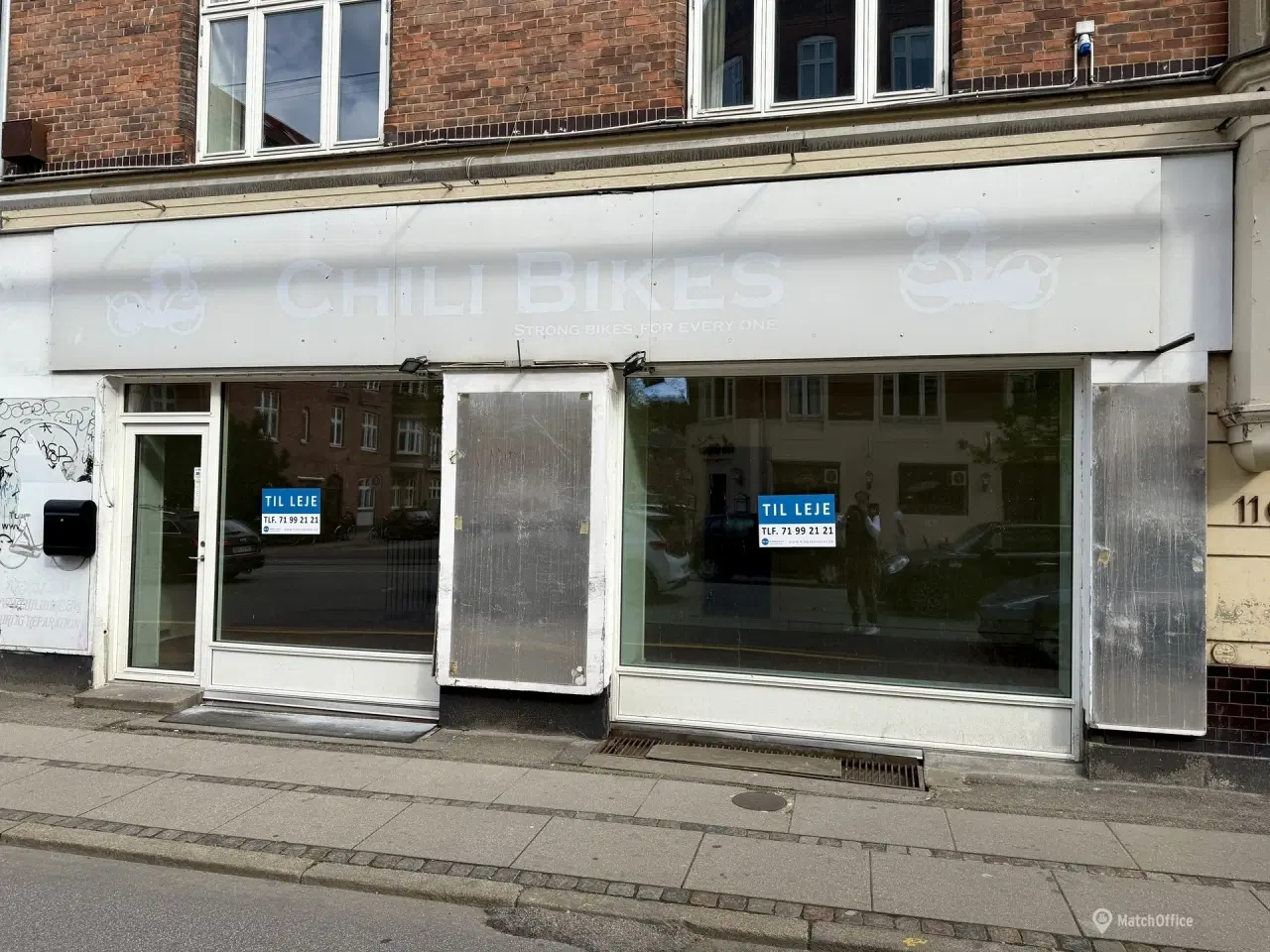 Billede 2 - Flot og velbeliggende butikslokaler i Frederiksberg på Falkoner Alle.