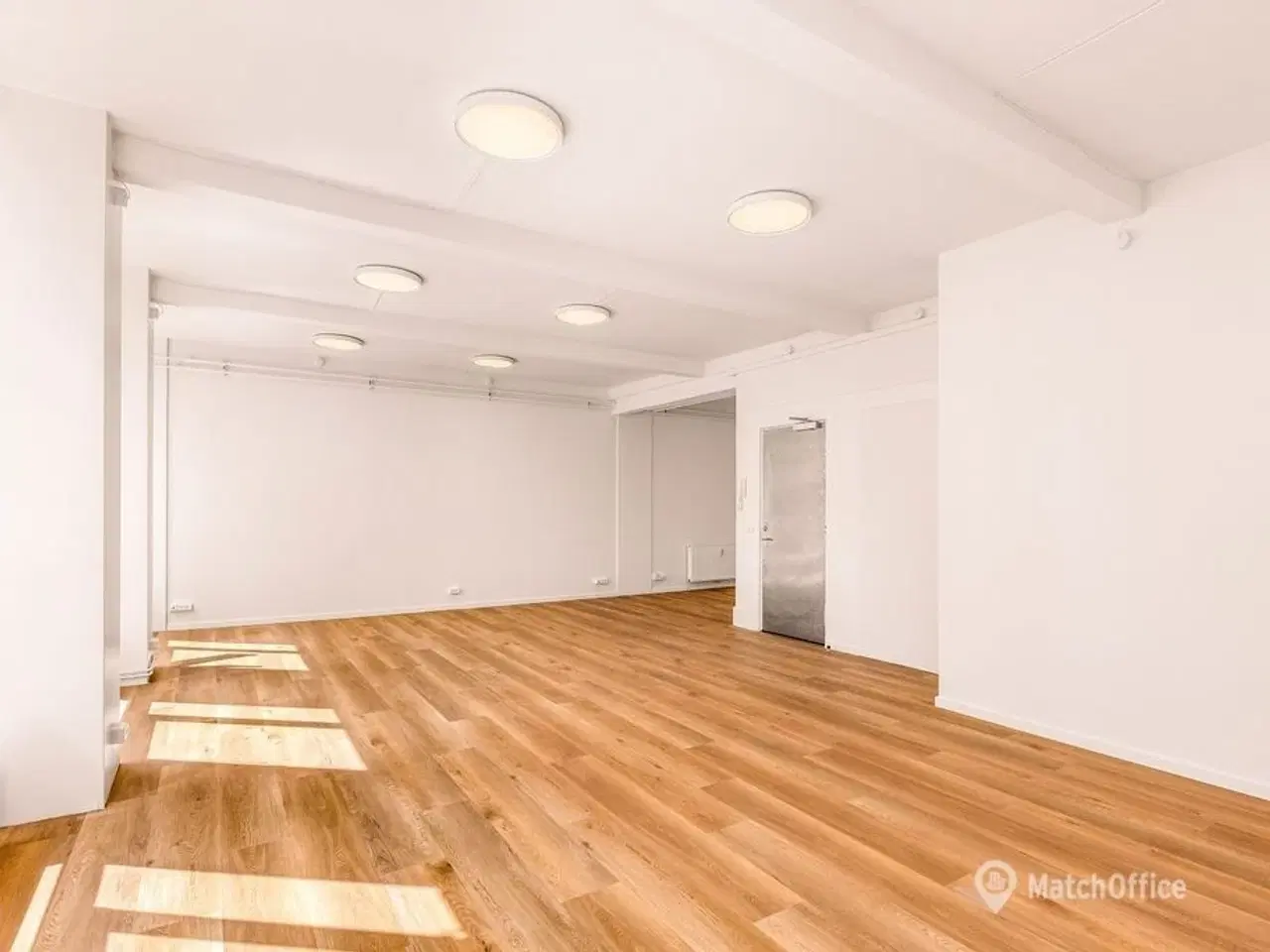 Billede 6 - INGEN BINDING - Lyst og indbydende kontorlejemål på Strøget på 114 m²