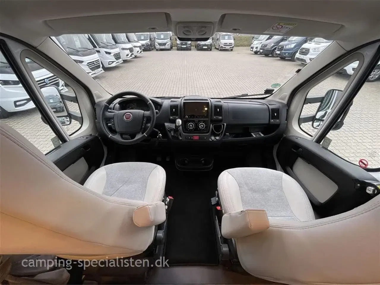 Billede 4 - 2019 - Carado T 449 Carado T 449 2019 - Kan ses nu hos Camping-Specialisten.dk