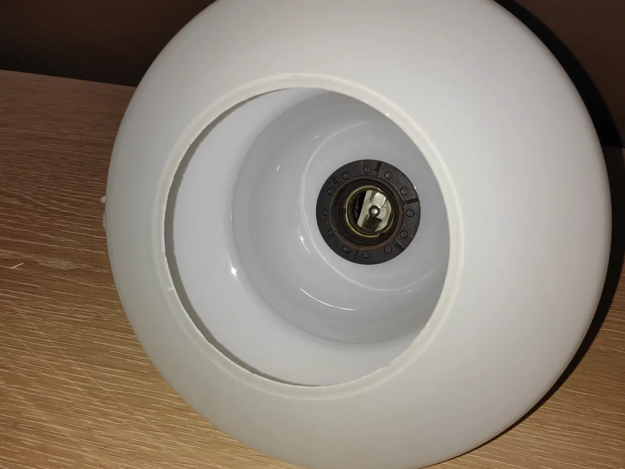 Billede 4 - Flot loftpendel i opalglas