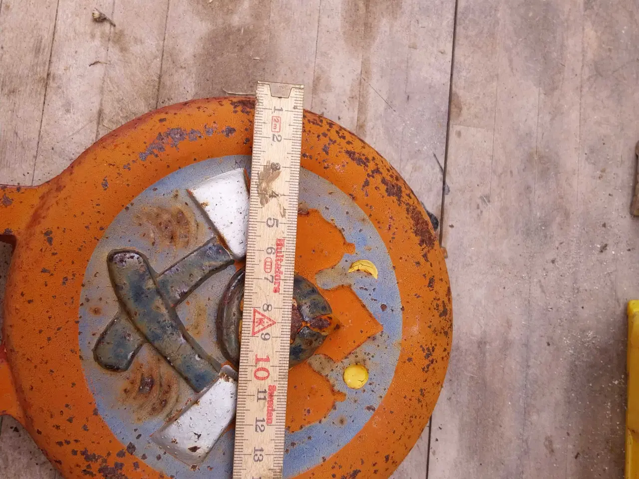 Billede 7 - Gammelt emblem i støbt metal