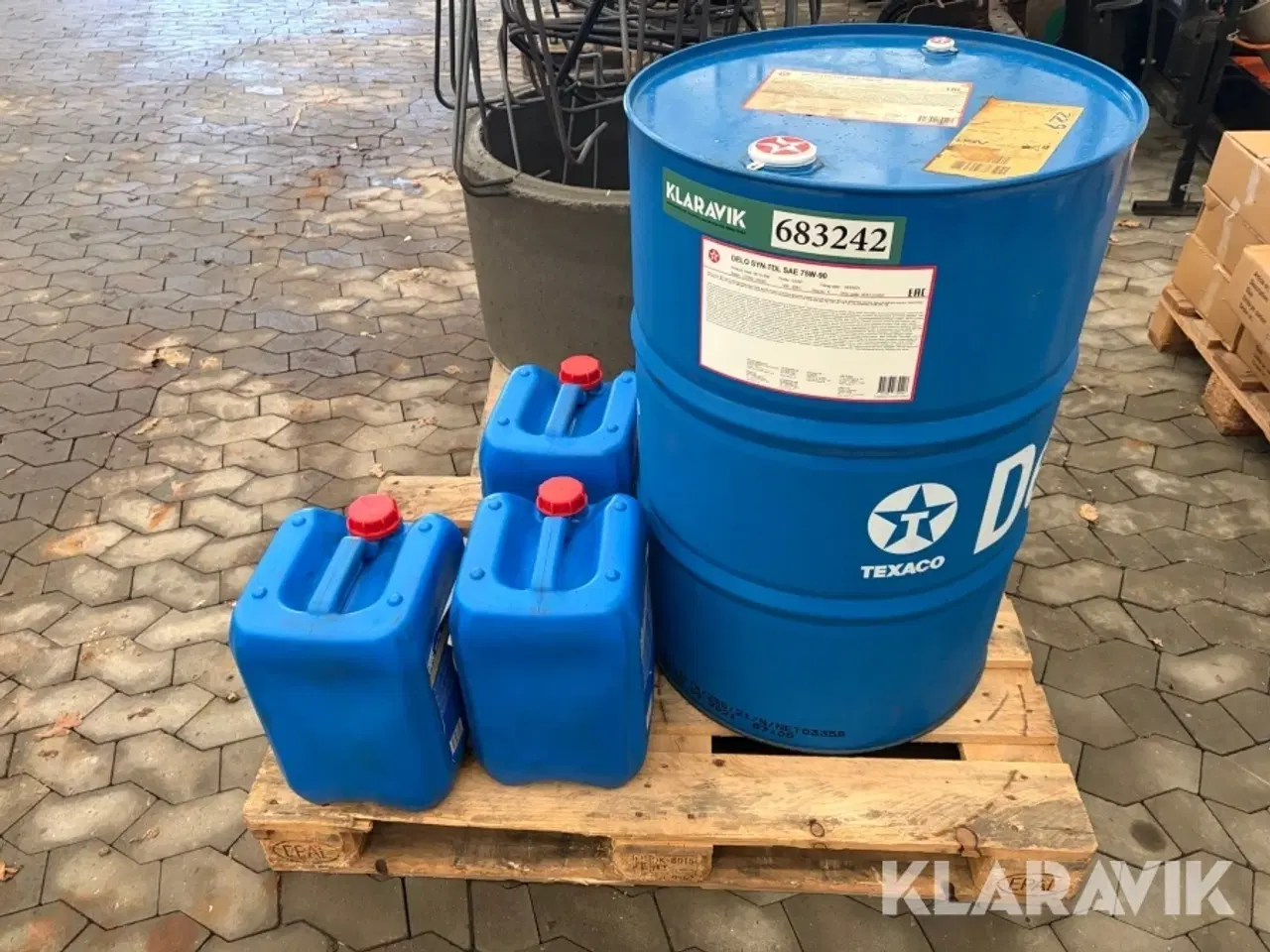 Billede 3 - Gearolie Delo SEA 75W-90 268 liter