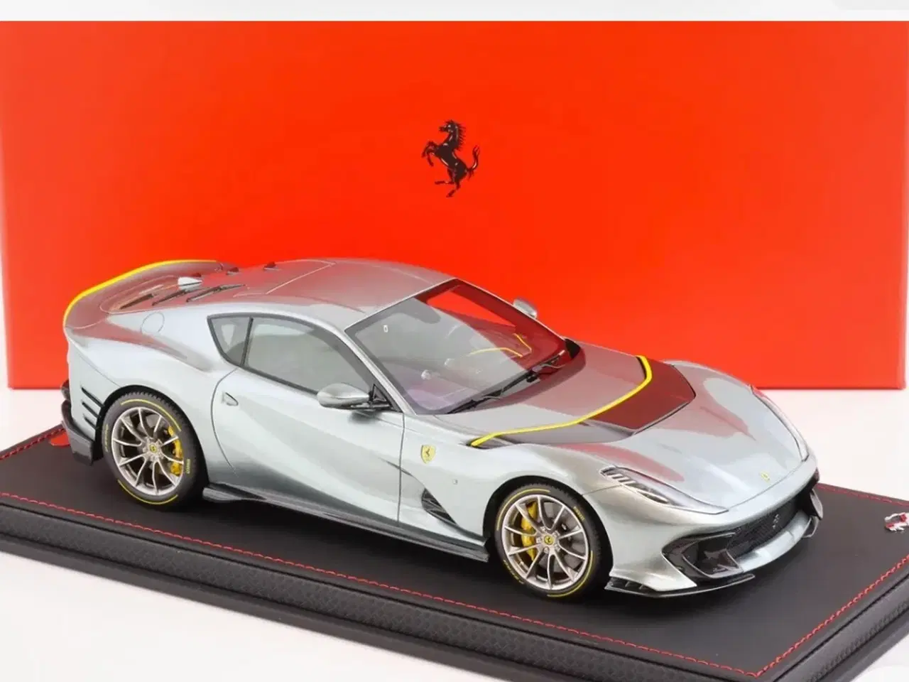 Billede 2 - 1:18 Ferrari 812 Competizone 2021