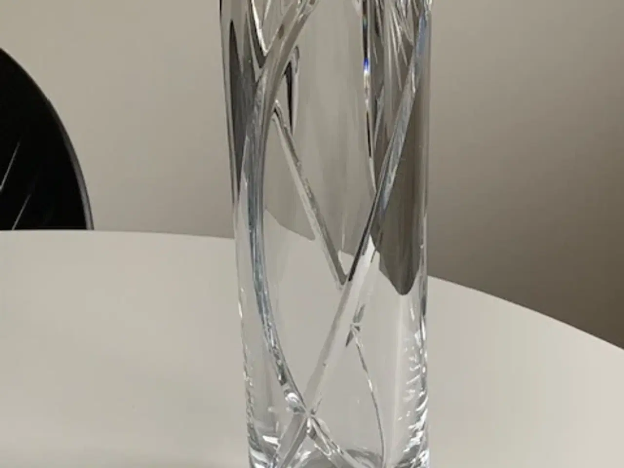 Billede 1 - Vase i krystalglas - høj og slank