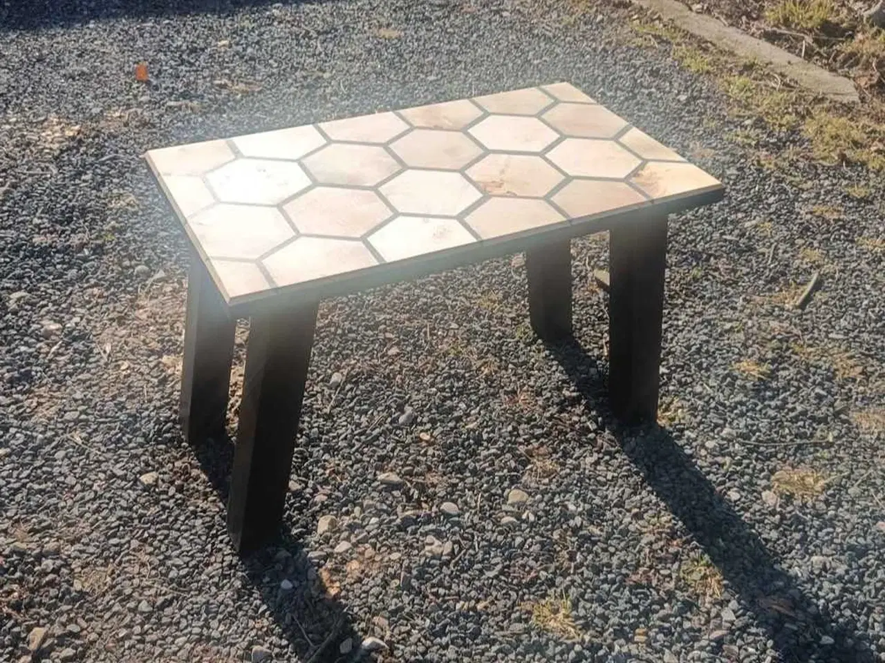 Billede 3 - Nyt sofabord (hexagon) 