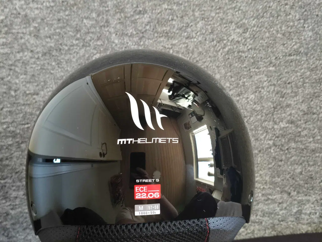 Billede 2 - MThelmets Styrt hjelm