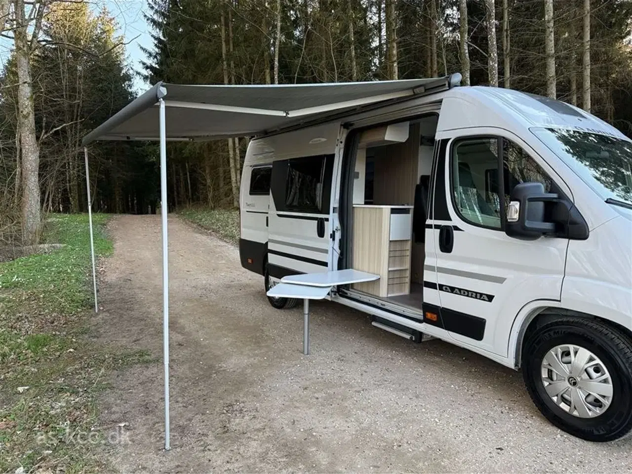 Billede 7 - 2023 - Adria Twin Axess 640 SL   Adria Twin Axess 640SL – 2023 kun 5.600 km.