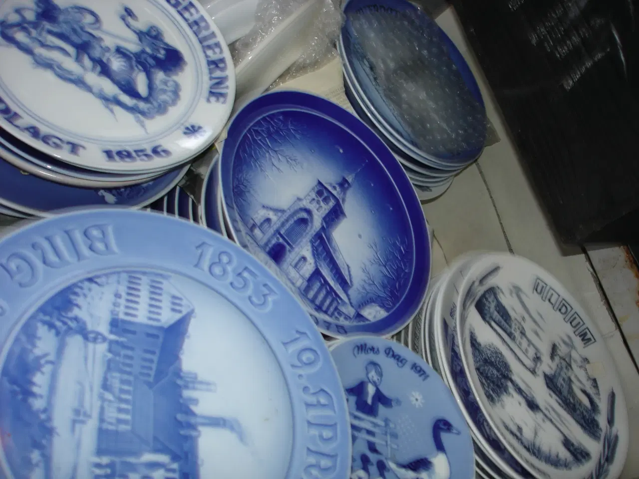 Billede 3 - Juleplatter R/C. og B/G. samt Morsdag.