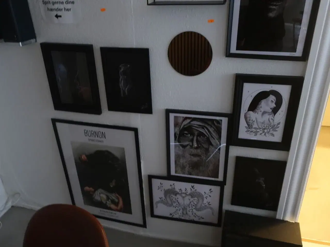 Billede 3 - Diverse billeder m.v. på vægge