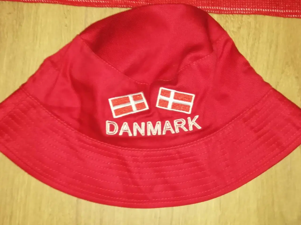 Billede 2 - 3 NYE FLOTTE DANMARK FANARTIKLER