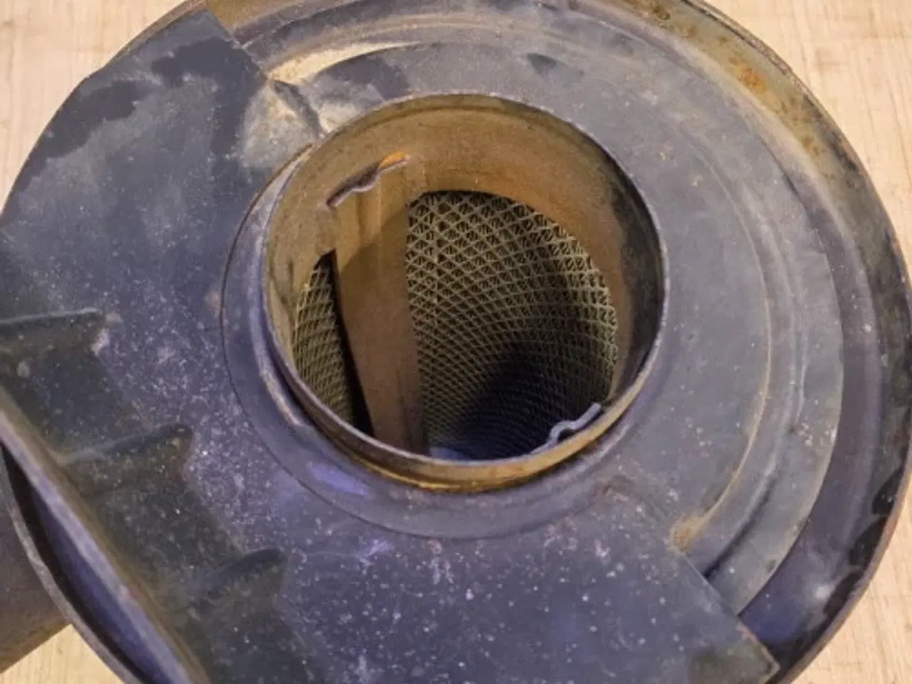 Billede 4 - Ford TW30 Luftfilterhus D8NN9600BC