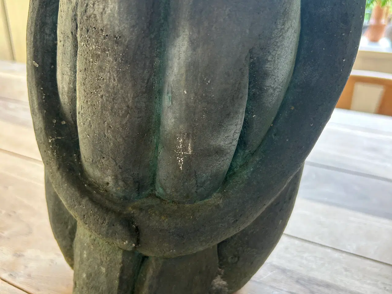 Billede 5 - Skulptur i sten 24 cm høj med grøn patinering