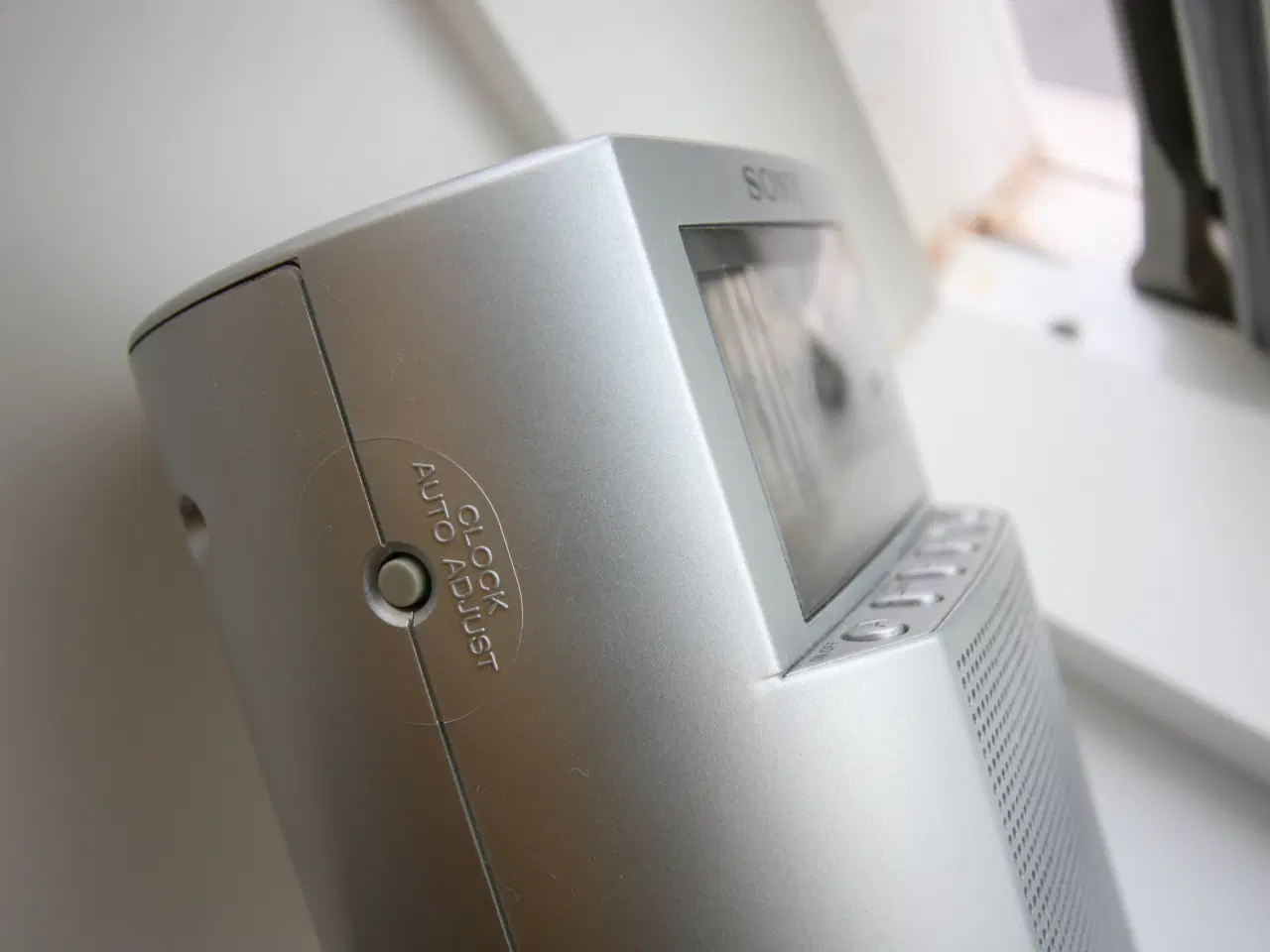 Billede 9 - Sony digital clockradio med 2 alarmer