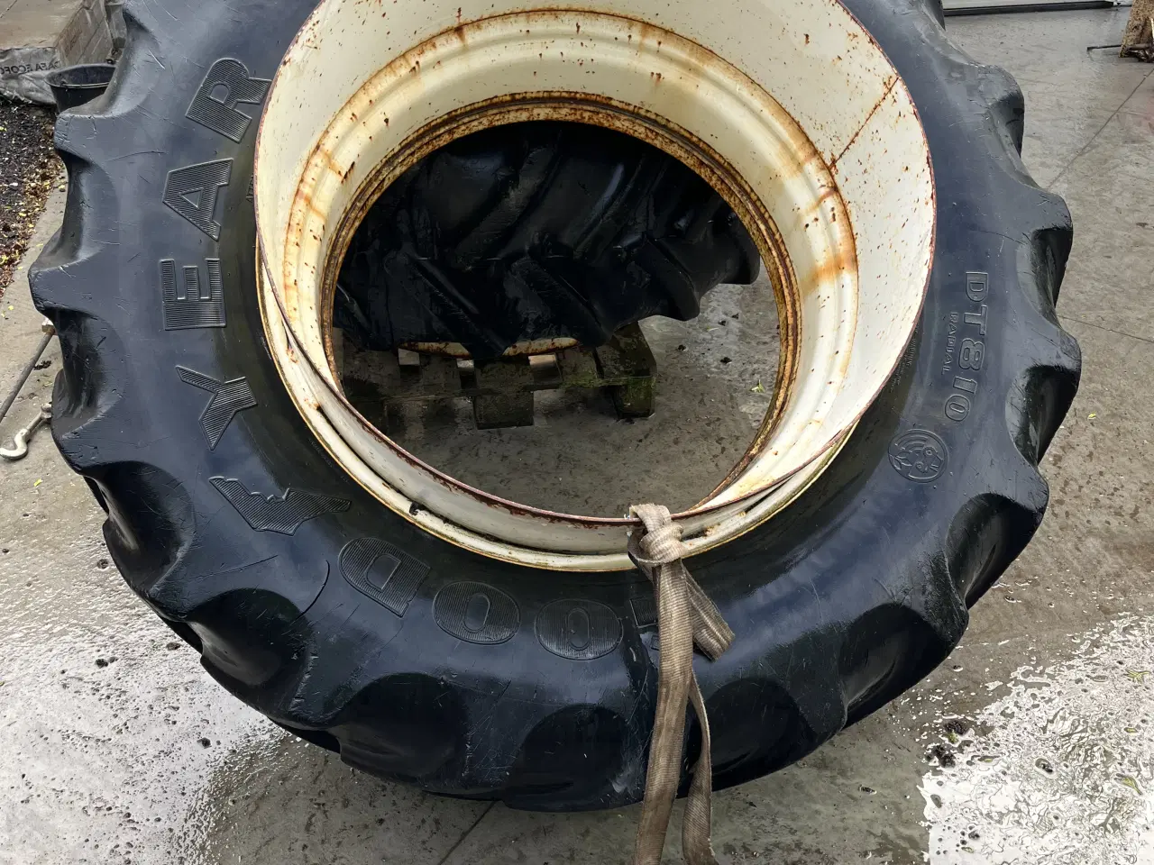 Billede 3 - Tvillinghjul 520/70R38 med låse