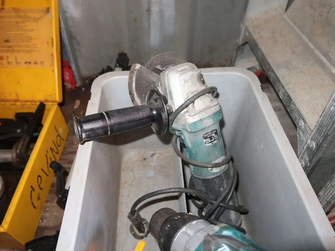 Billede 5 - 2 stk. håndværktøj MAKITA med batteri og lader