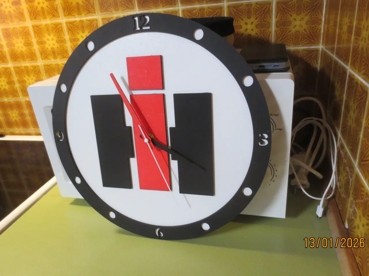 Billede 1 - 1 stk Ny Vægur IH International 