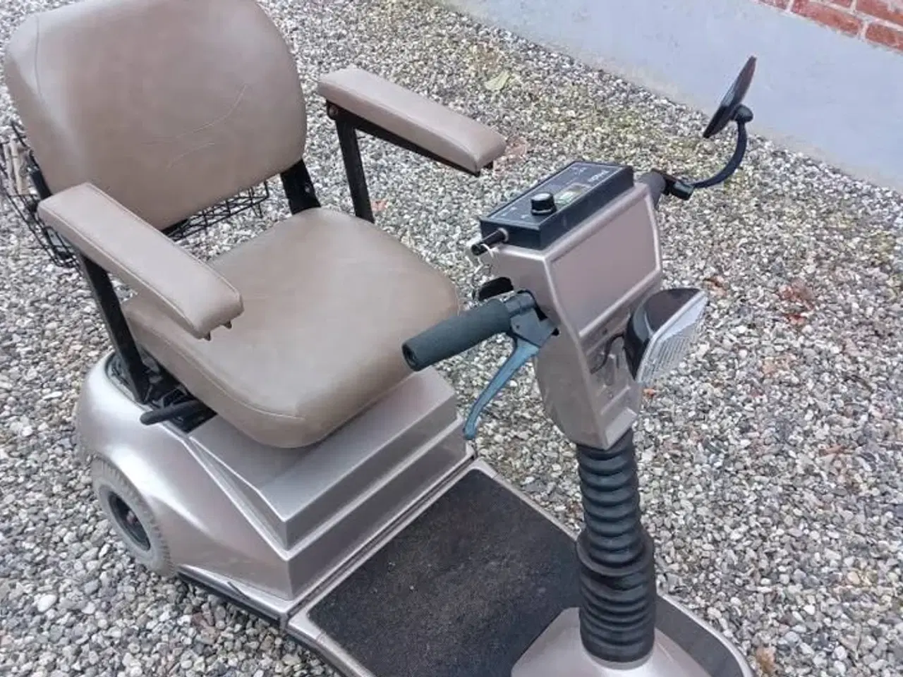 Billede 5 - Ældre Fin elscooter