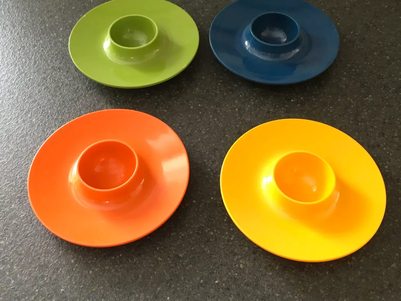 Billede 1 - Fire æggebæger rosti