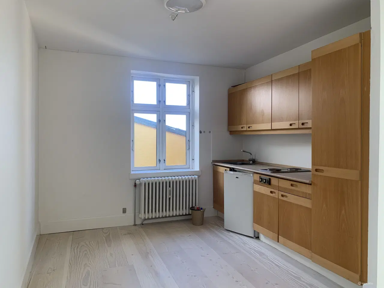 Billede 4 - Hyggelige og lyse lokaler på 1. sal. i Vestergade. overfor Kvickly