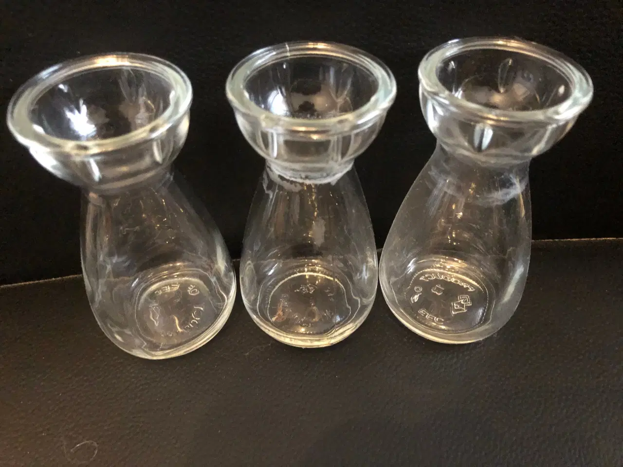 Billede 2 - 3 vaser i glas til løgplanter