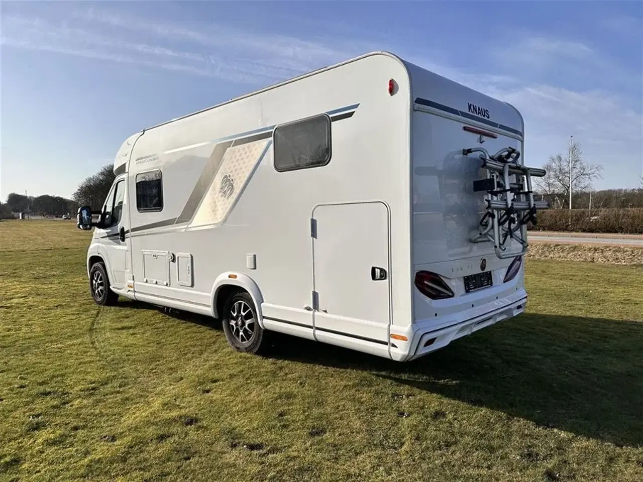 Billede 18 - 2021 - Knaus Van TI 650 MEG "Vansation"   Velholdt Autocamper med enkeltsenge og automatgear.