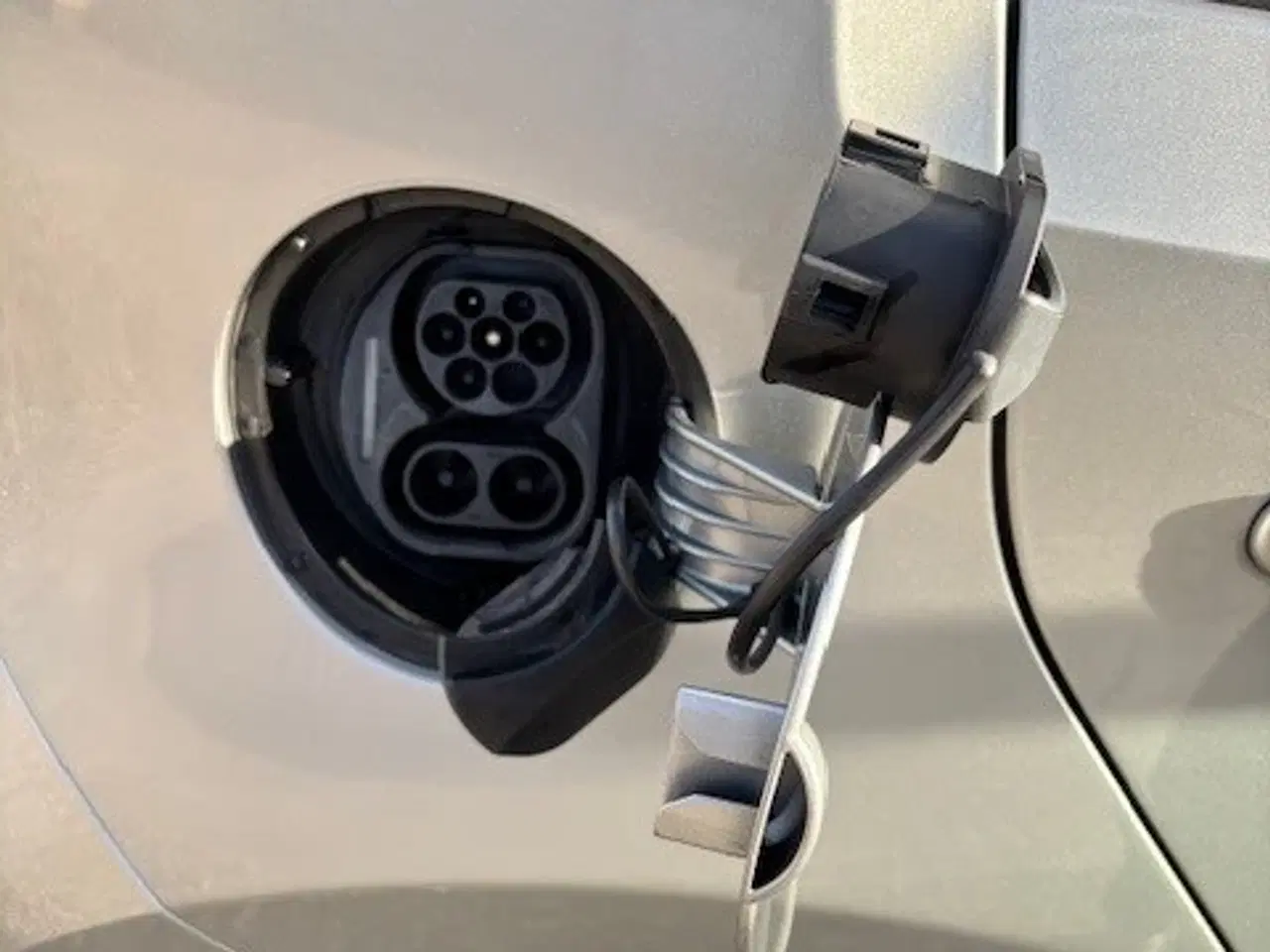 Billede 12 - Velholdt VOLKSWAGEN E-Up!