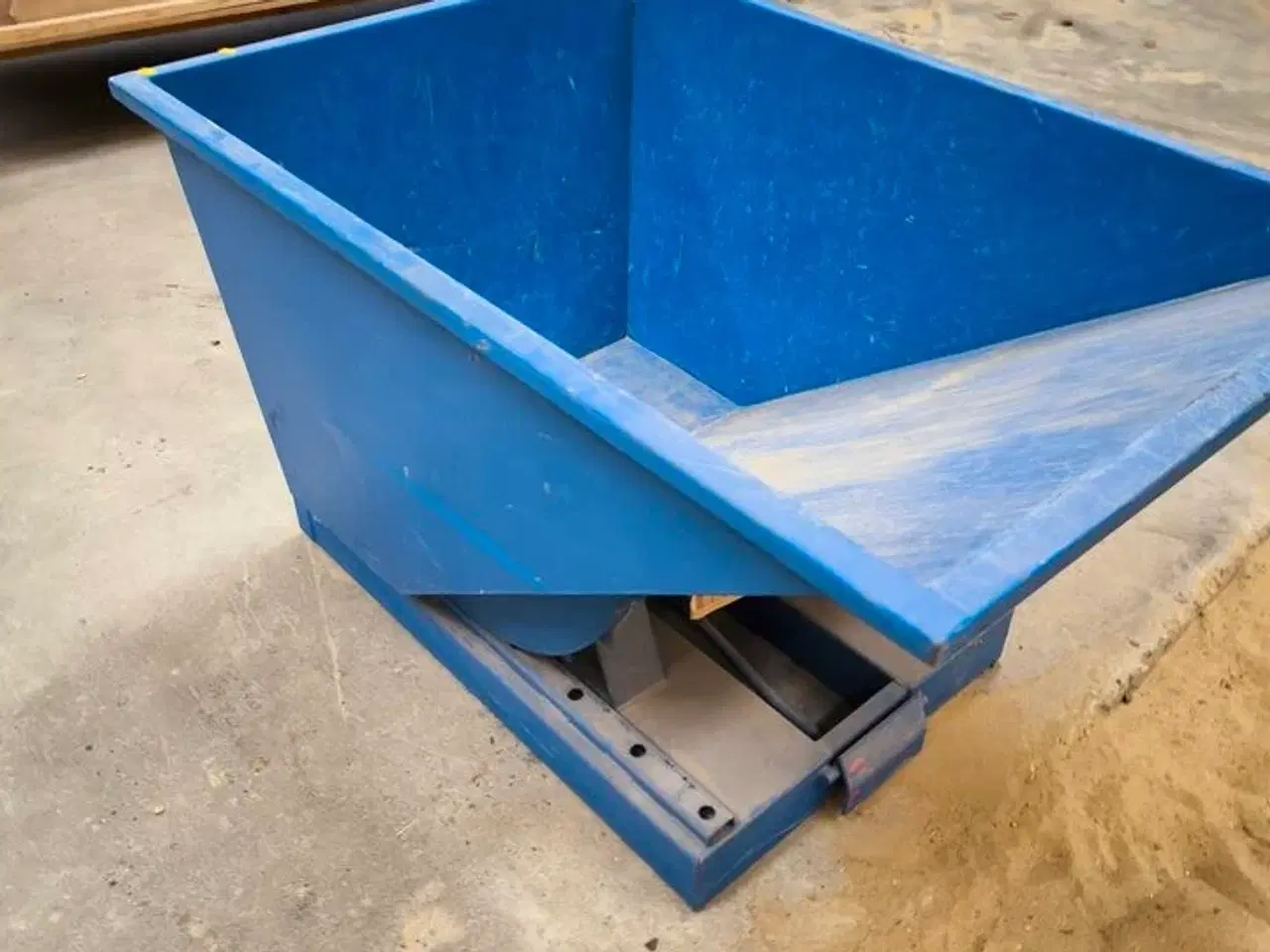 Billede 1 - Tipcontainer AJ 305011 300L