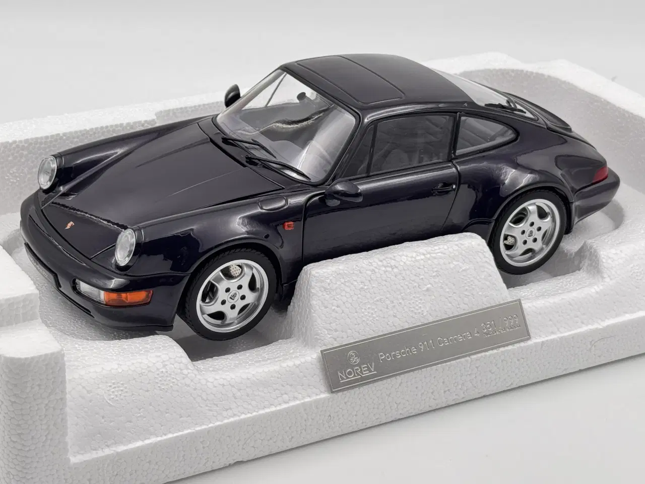 Billede 2 - 1993 Porsche 911 / 964 Carrera 4 - 1:18