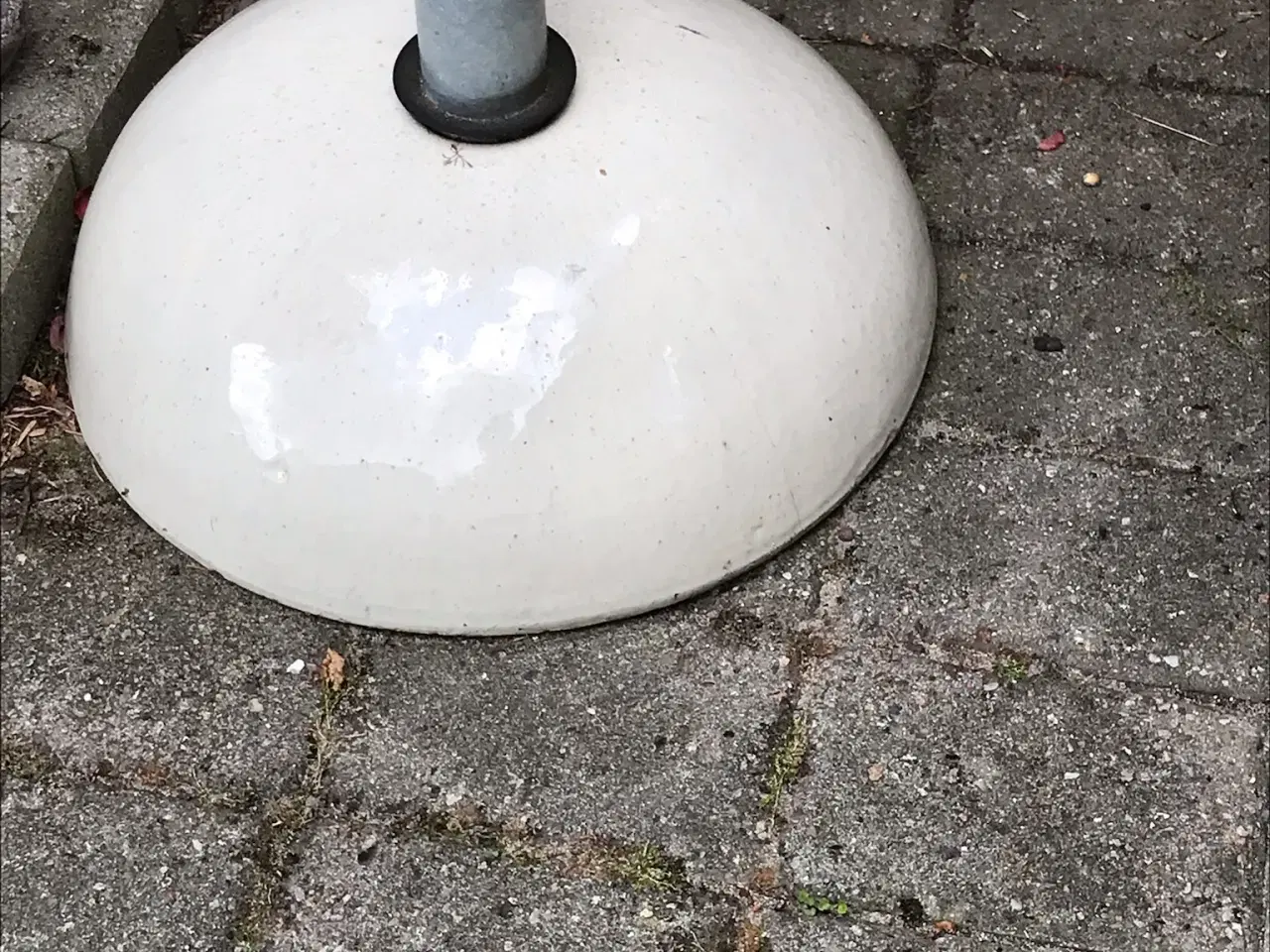 Billede 1 - Stor Parasol med fod