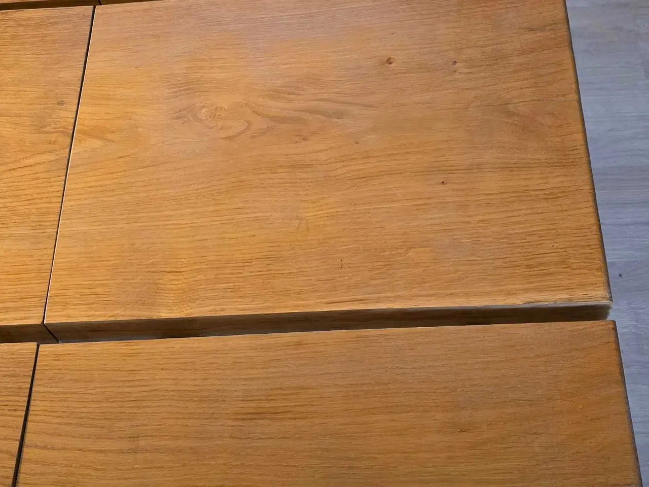 Billede 6 - Spisebord i egetræ plankebord