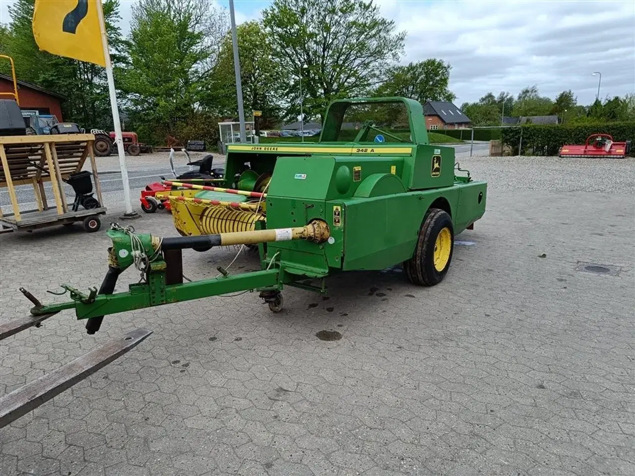 Billede 11 - John Deere 342 A småballepresser