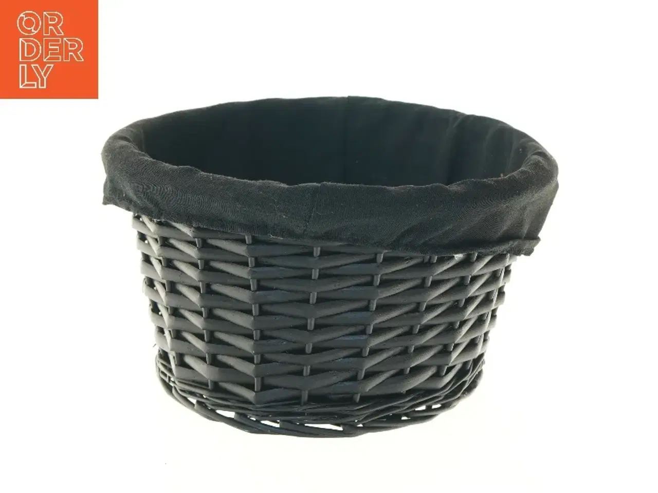 Billede 1 - Rund fletkurv med stofindsats (str. Ø 30 cm)