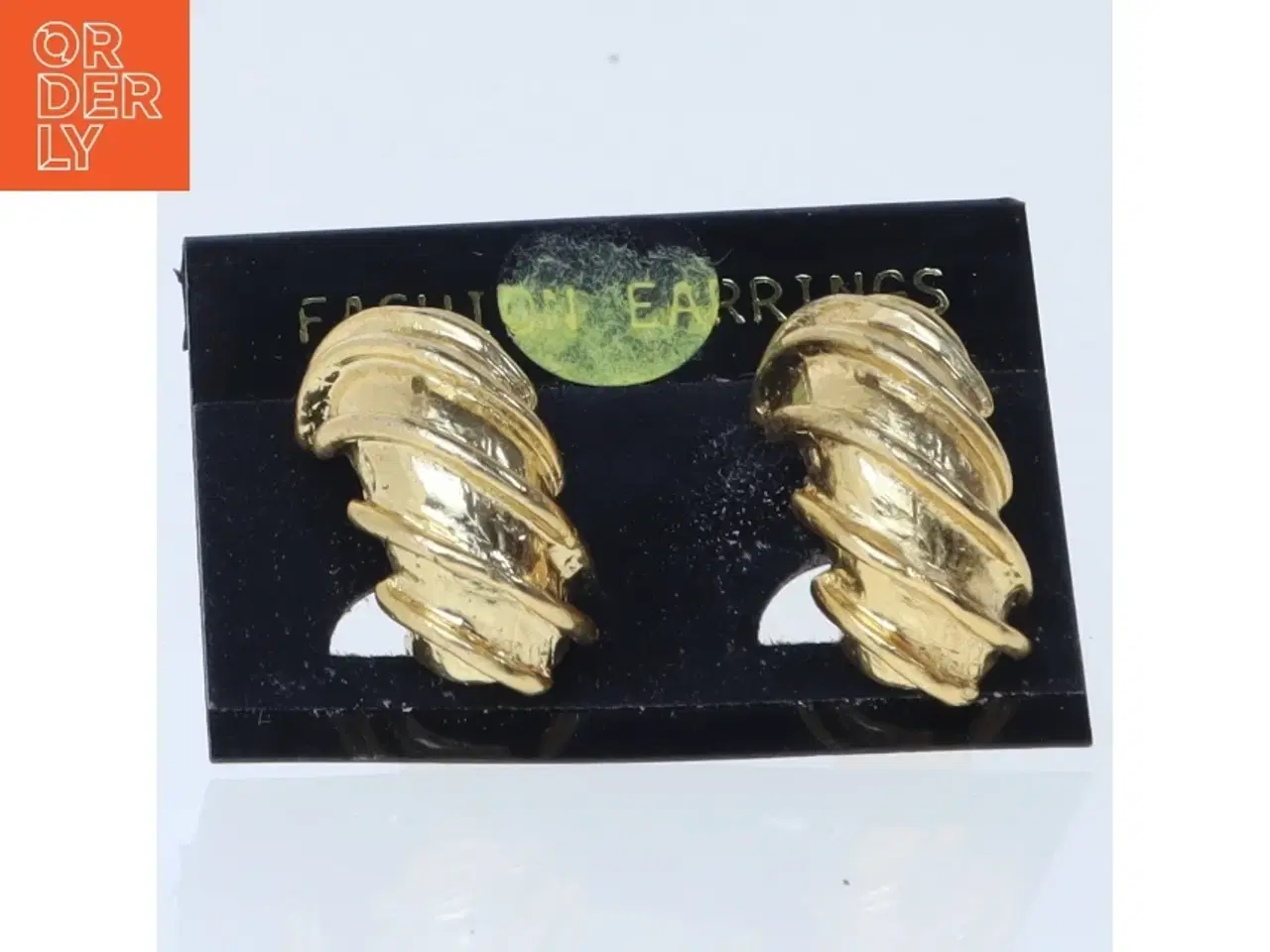 Billede 1 - Guldfarvede øre klips med spiraldesign fra Fashion (str. 2 cm)