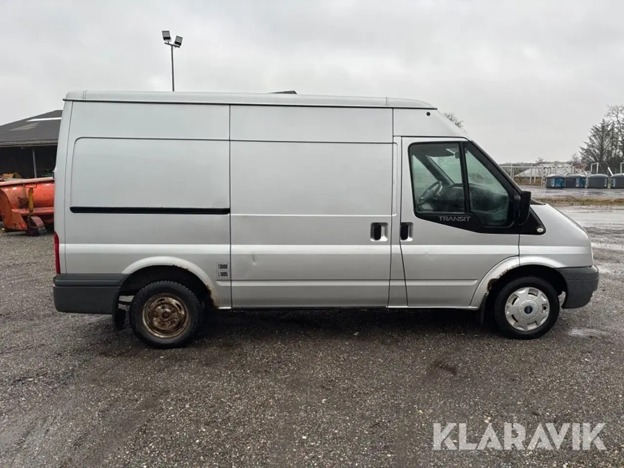 Billede 6 - Varebil Ford Transit 300M med lift