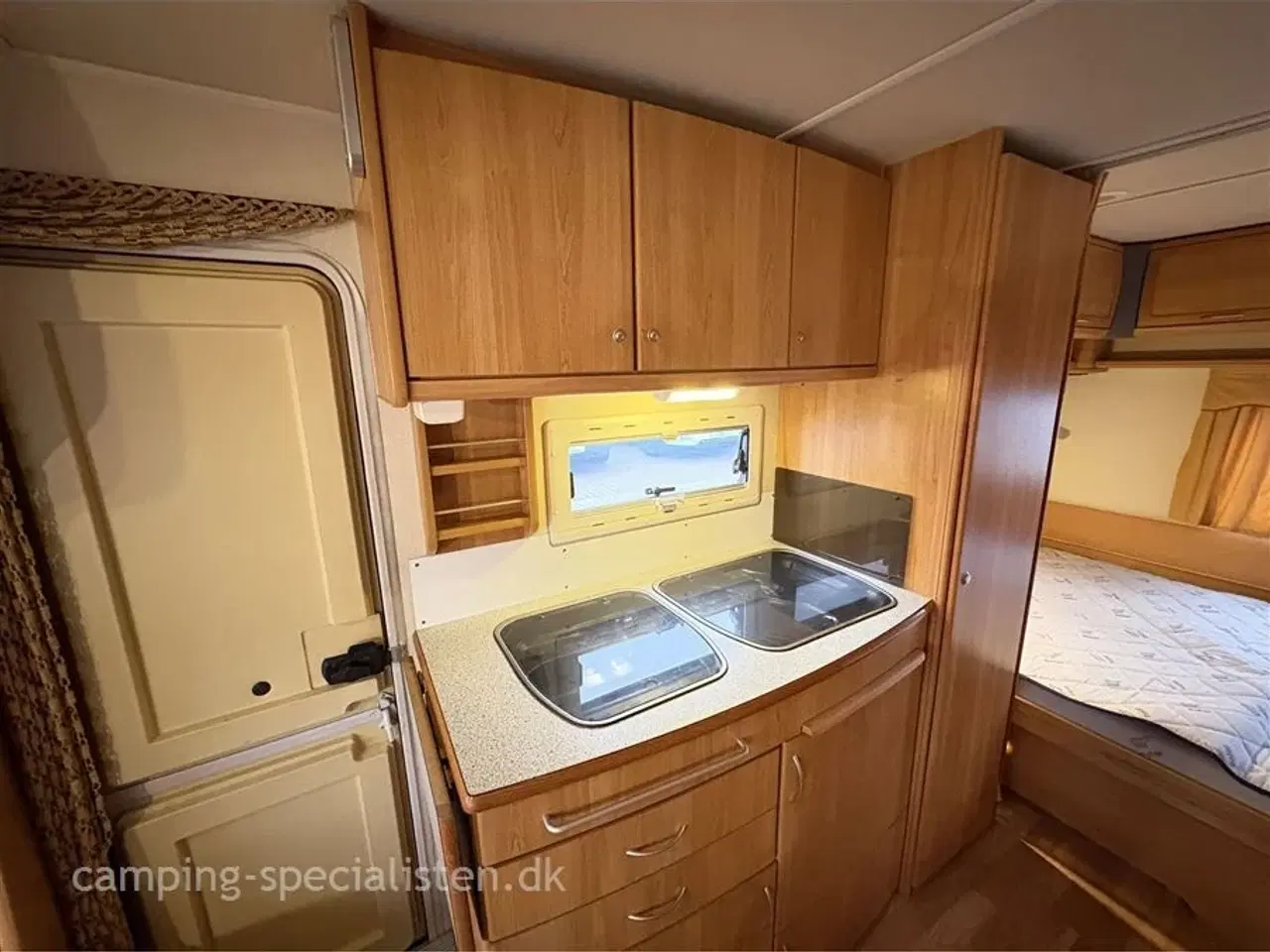 Billede 5 - 2004 - Polar CTH 520 Polar CHT 520 2004 - Se den nu hos Camping-Specialisten.dk