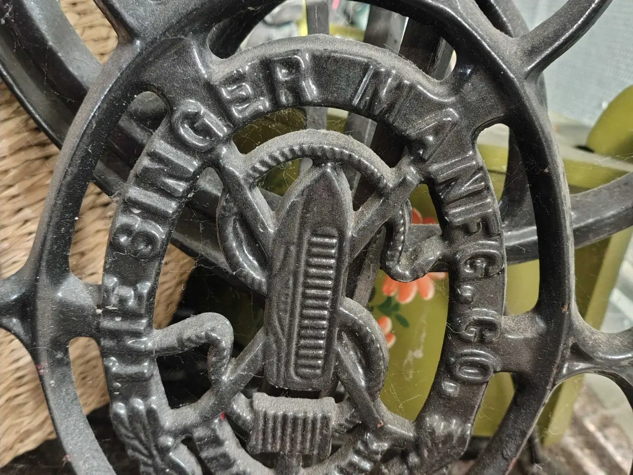 Billede 5 - Antik bord (symaskine)