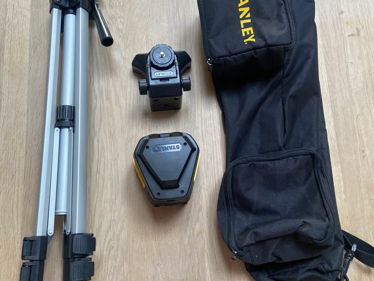 Billede 5 - Stanley SLL360 Laser Niveau med Tripod og Taske
