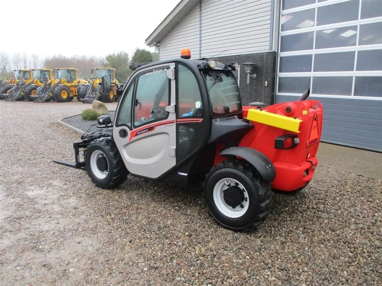 Billede 3 - Manitou MT 625H COMFORT Dansk maskine, med hydrauliske pallegafler.