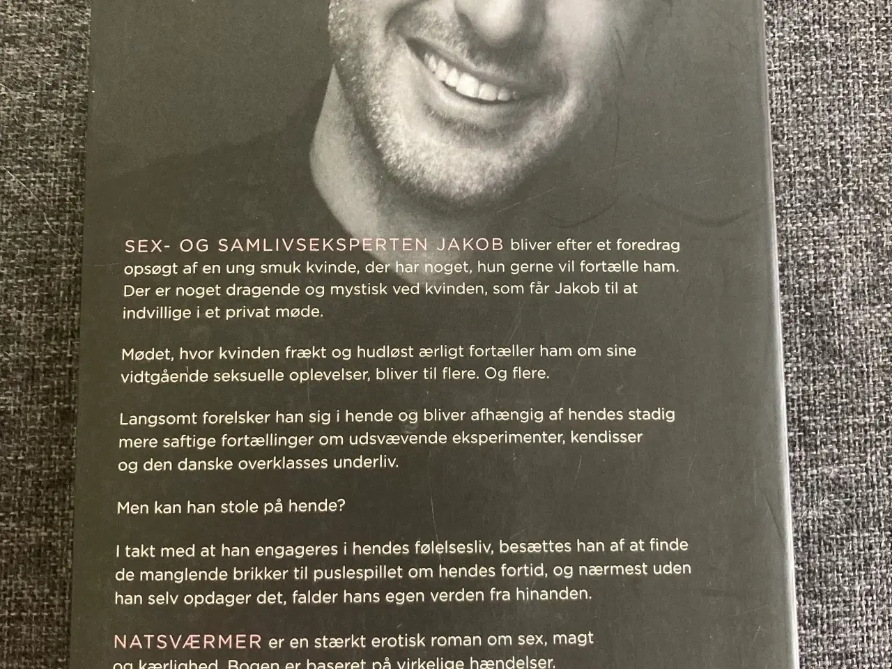 Billede 2 - Bog: Natsværmer af Jakob Olrik