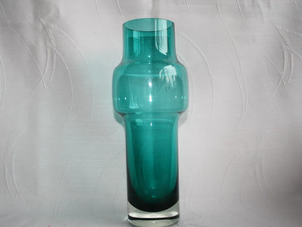 Billede 1 - Vase af grønt glas