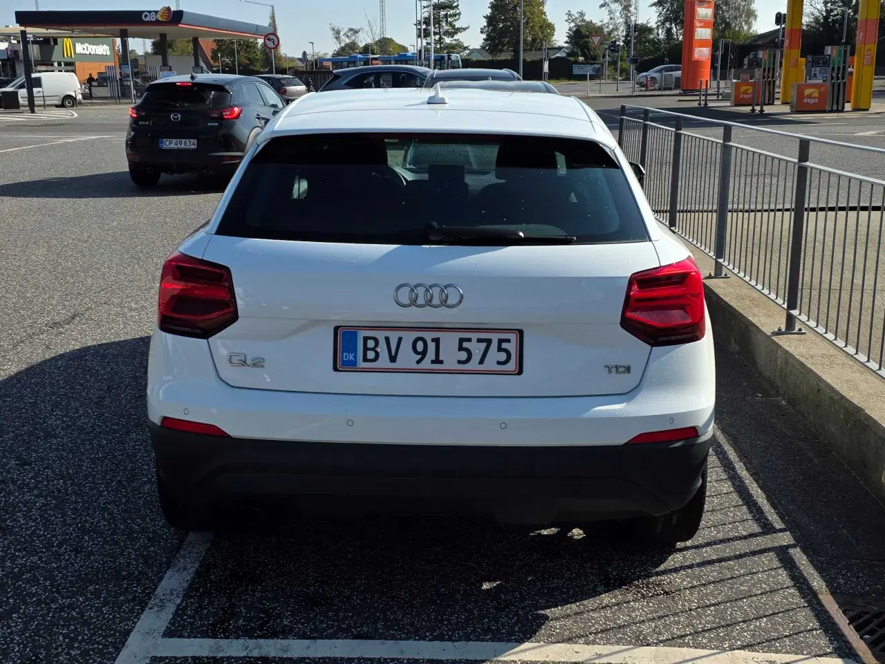Billede 2 - Audi Q2 2.0 TDI. Kun 106.000 km. Sort hmed