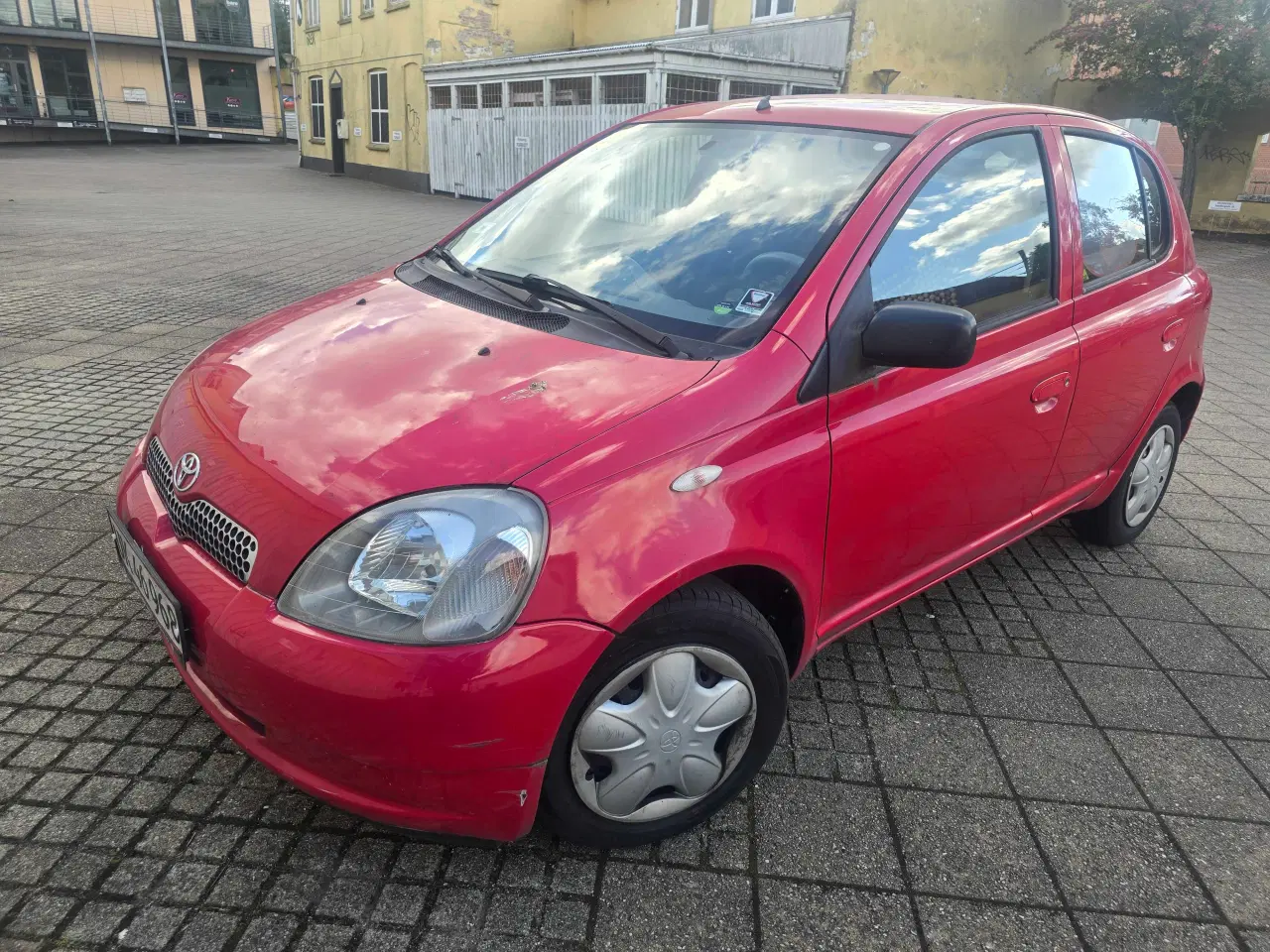 Billede 2 - Nysynet Toyota Yaris Automatgear 