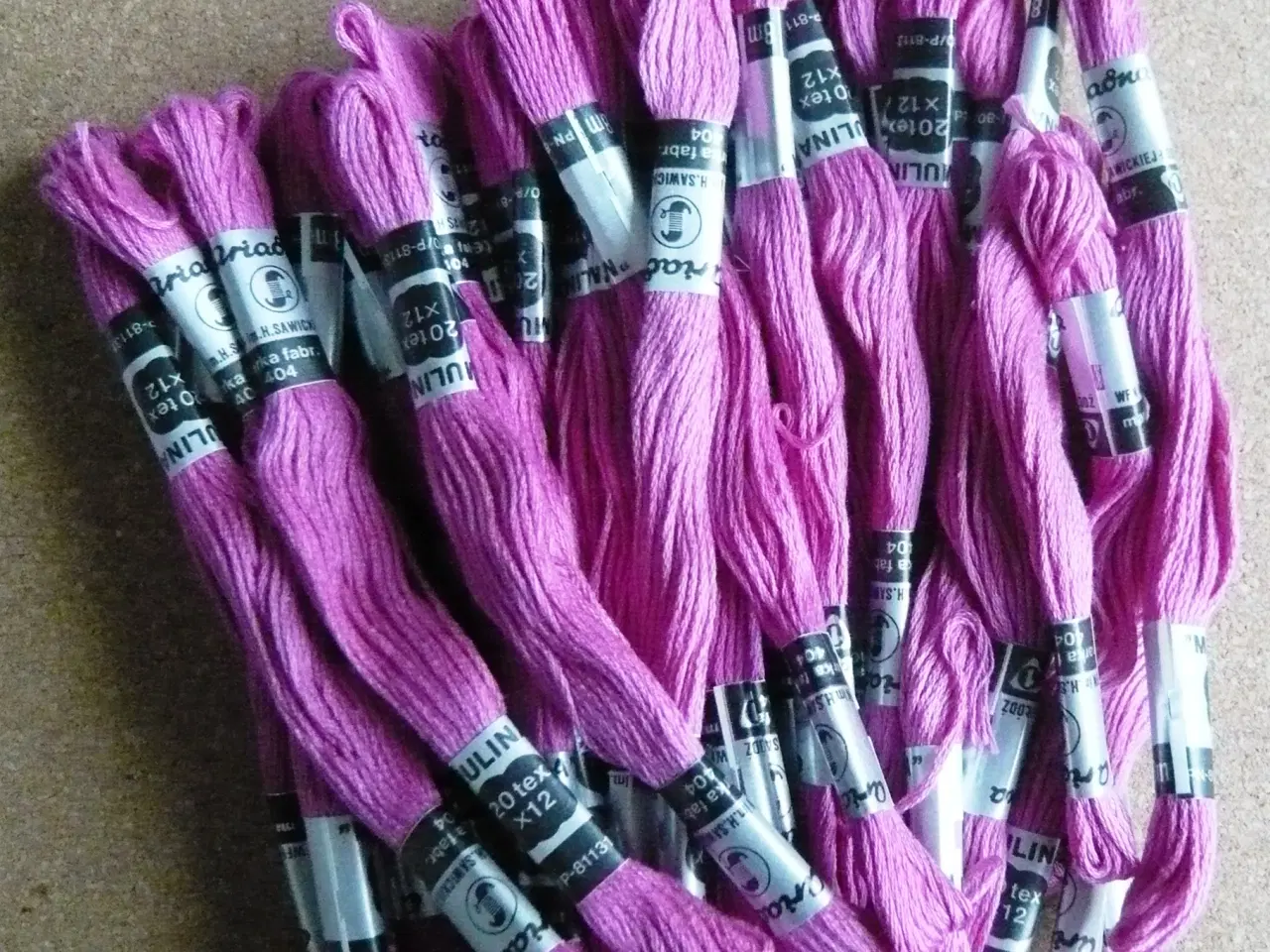 Billede 3 - Broderigarn - Mouline