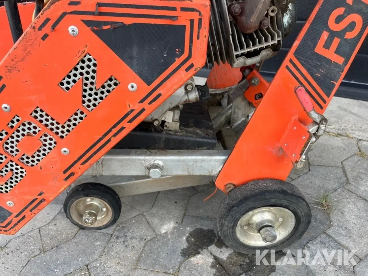Billede 12 - Asfaldskærer Gölz FS170