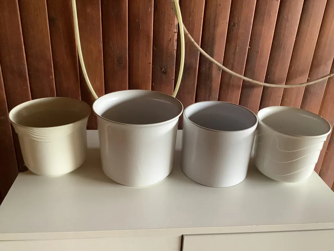 Billede 1 - Store urtepotter skjuler