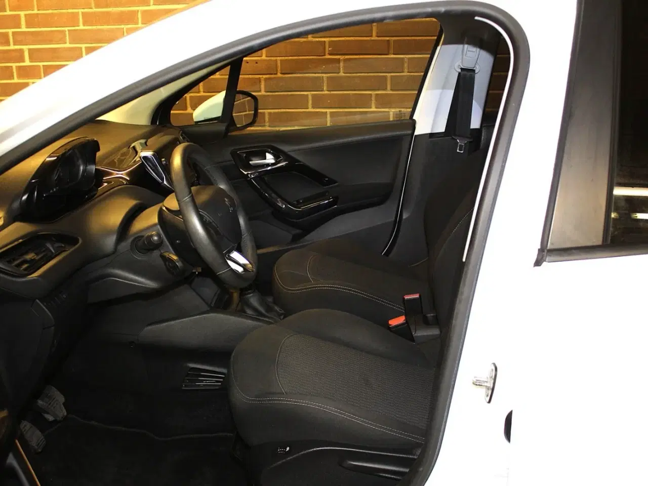 Billede 4 - Peugeot 208 1,2 VTi 82 Envy