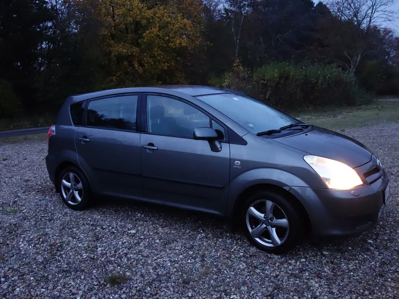 Billede 2 - 7 sæder familie bil