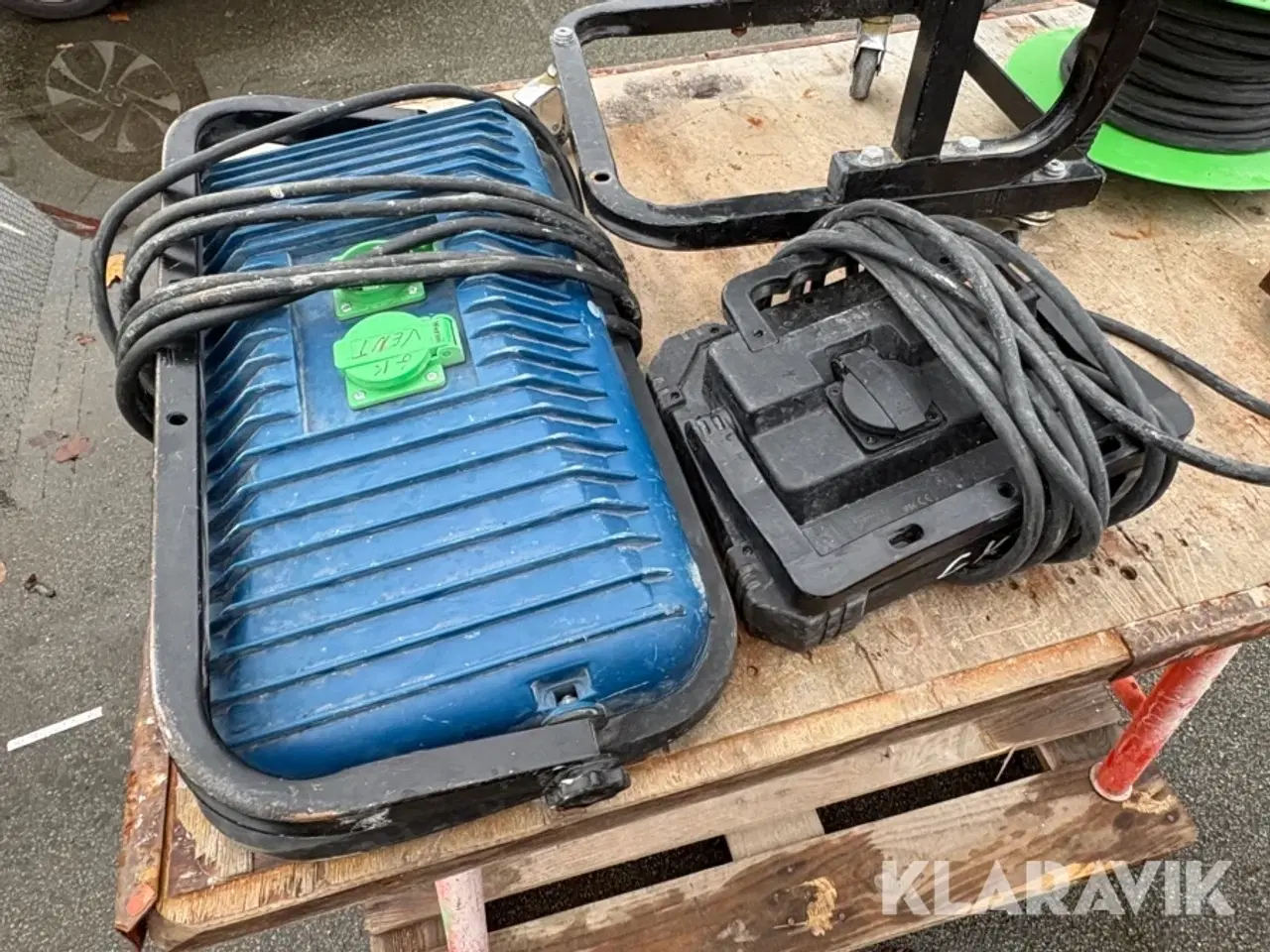 Billede 11 - Bord med skruestik