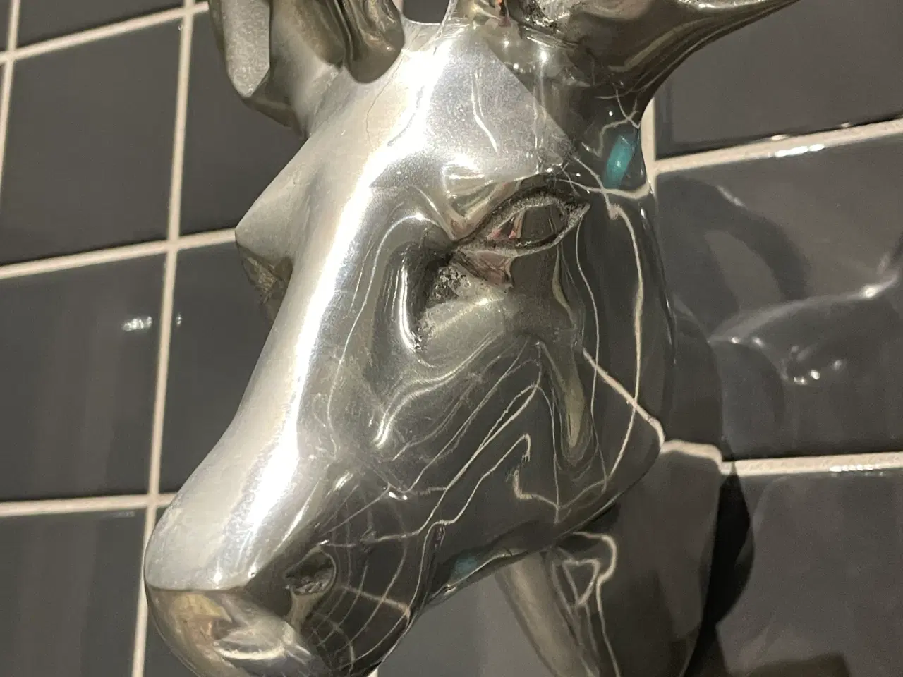 Billede 4 - Gevir hjort aluminium til ophæng